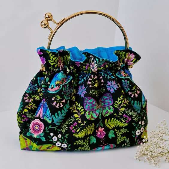 Quirky Handmade Kiss Clasp Frame Handbag 