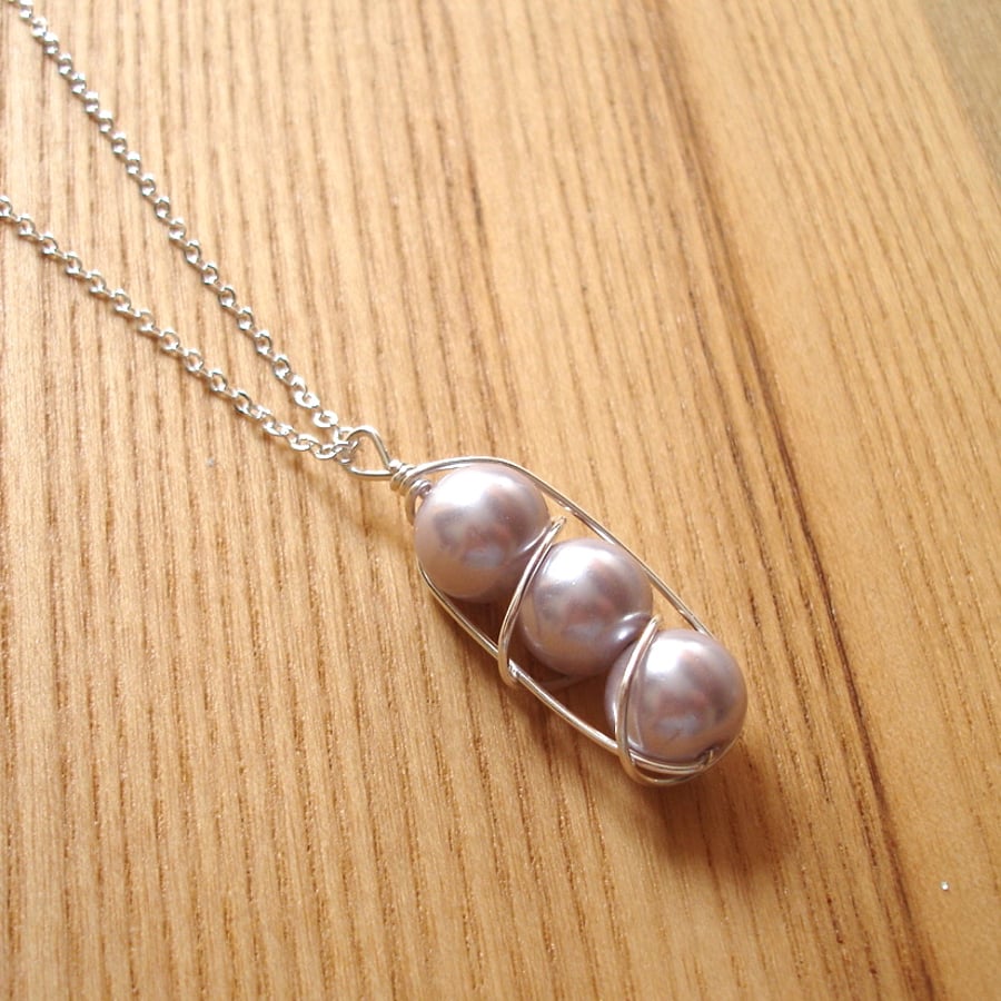 3 Pearl Wire Wrapped Pendant, 25th Birthday Gift for Sister, Bridesmaid Jewelry