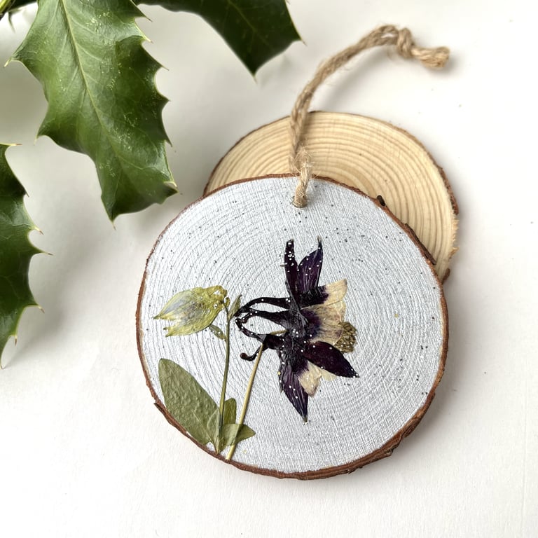 Handmade Pressed Flower Aquilegia Christmas Tree Decoration