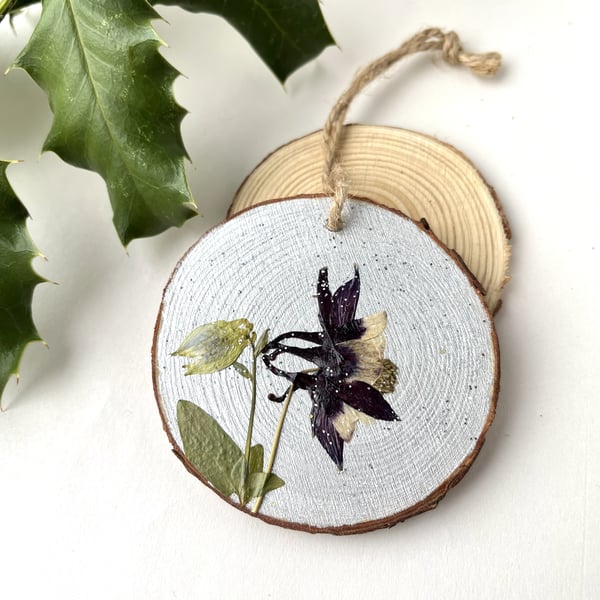 Handmade Pressed Flower Aquilegia Christmas Tree Decoration
