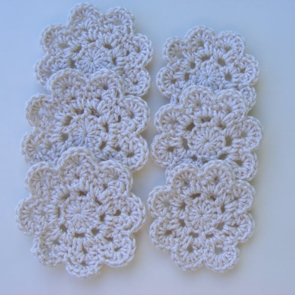  Crochet doilies x 6. 