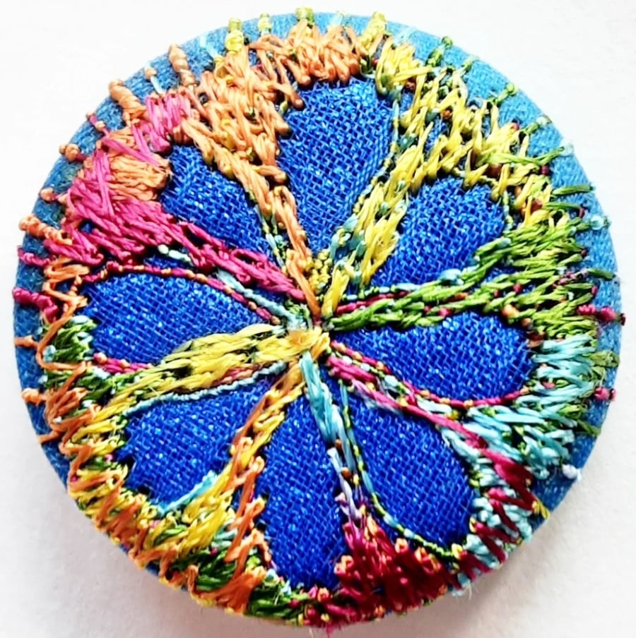One Inch Badge Blue Flower 