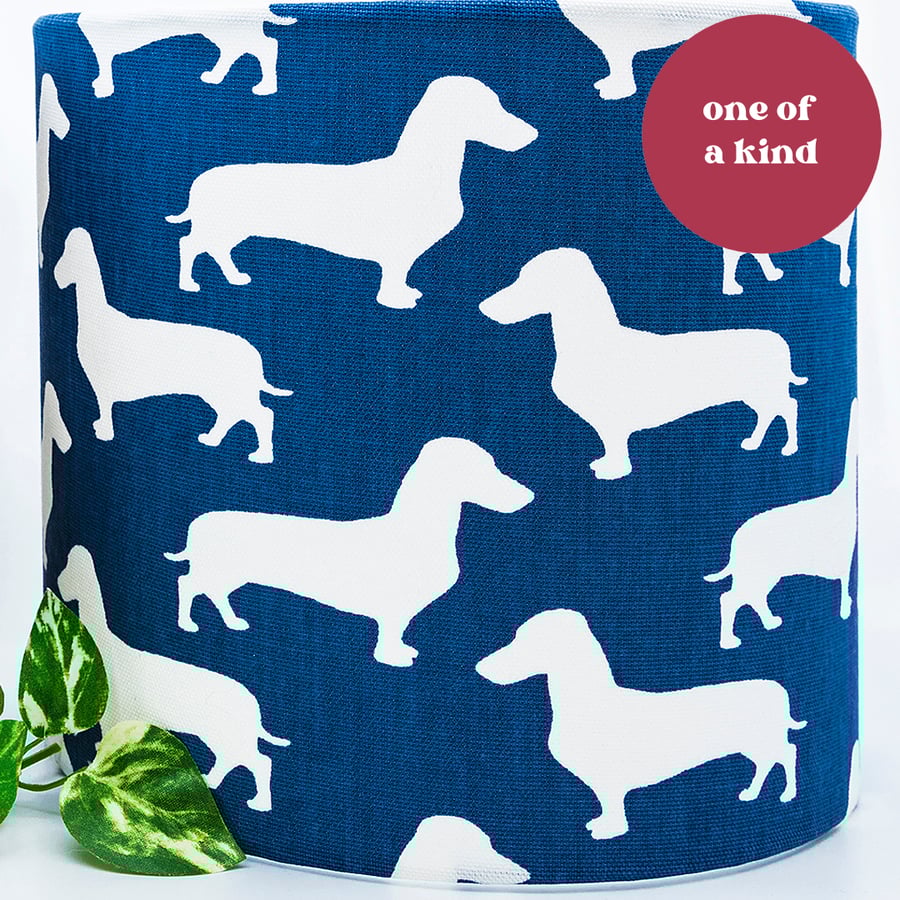 round table-lamp lampshade sausage dogs dachshunds dog lovers gifts   