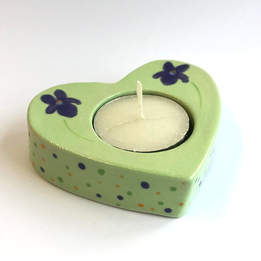 VIOLET STONEWARE CERAMIC HEART SHAPED TEA LIGHT HOLDER