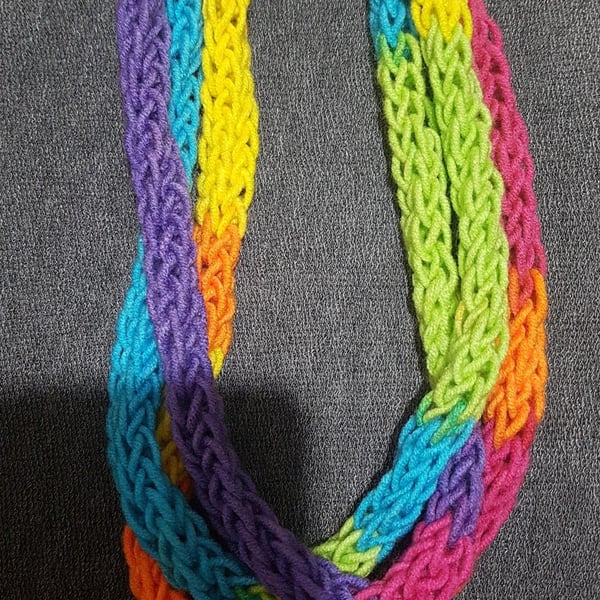  woollen rainbow necklace scarf