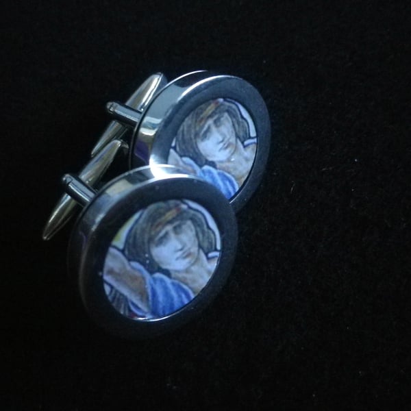 Reader of the Scrolls cuff links,free shipping, gift wrapped, great image, 1234
