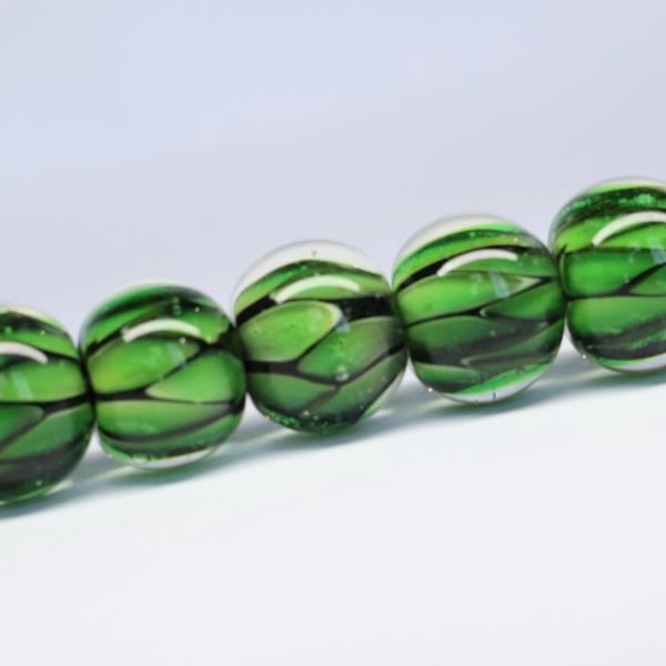 Handmade green snakeskin patterned lamp work glass beads