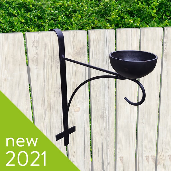 Fence hanging bird feeder bowl with hanging hook