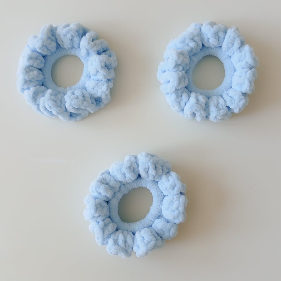 CROCHET Flutterby Scrunchies, Set of Three