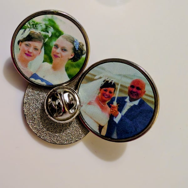 Photo pin badge - personalised 