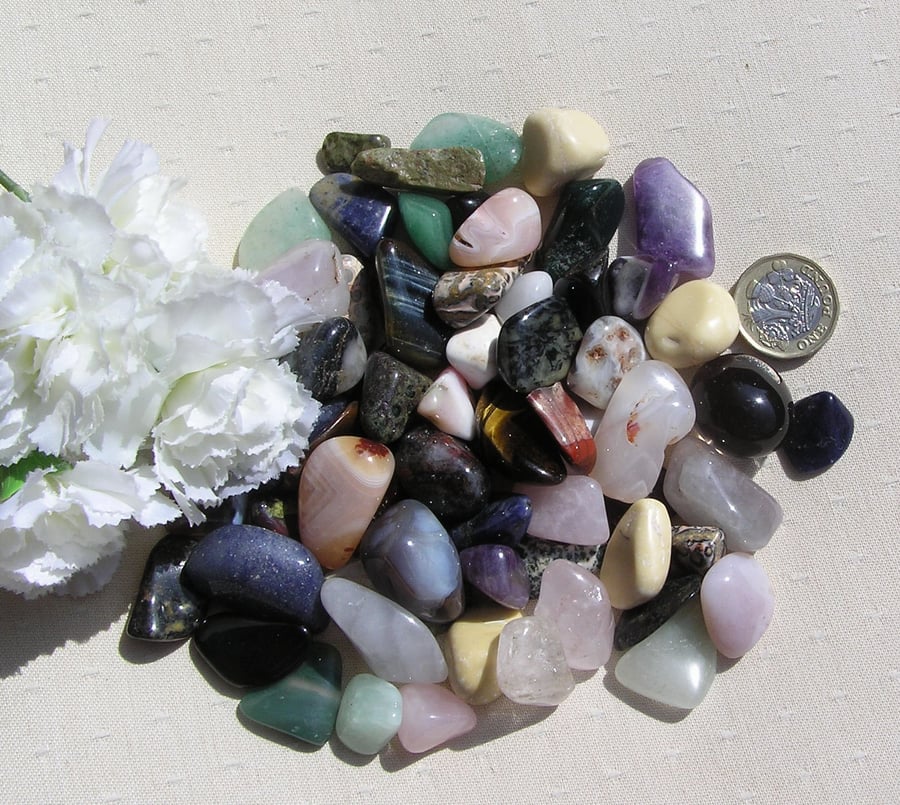 70 Individual Crystals - 300gr Bag of Assorted Stones, Crafting Jewellery Mosaic