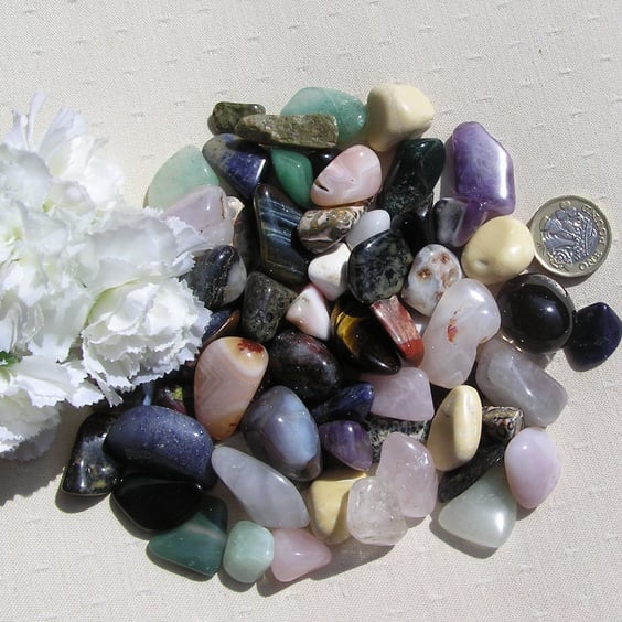 70 Individual Crystals - 300gr Bag of Assorted Stones, Crafting Jewellery Mosaic