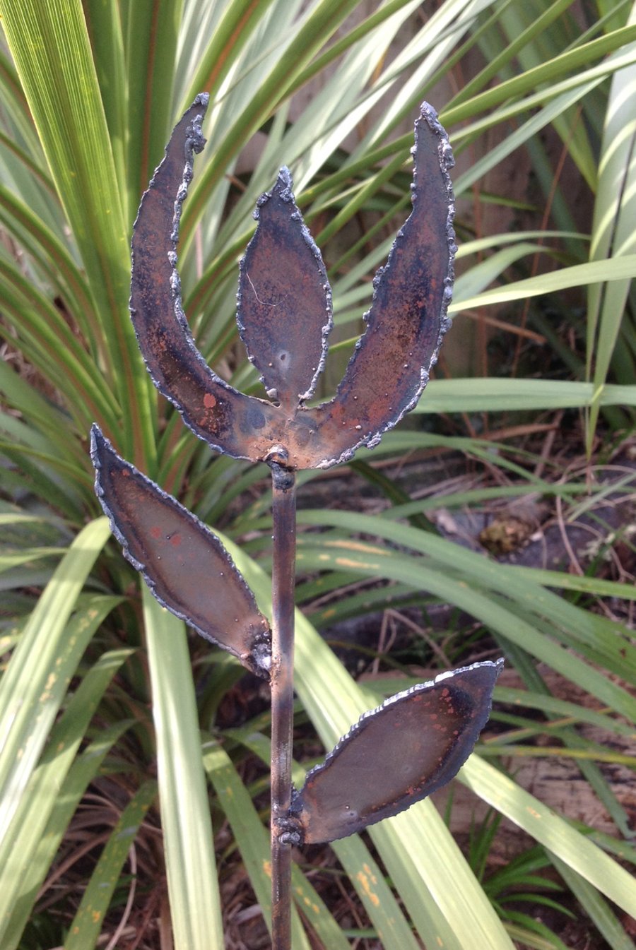  Rustic abstract plant support