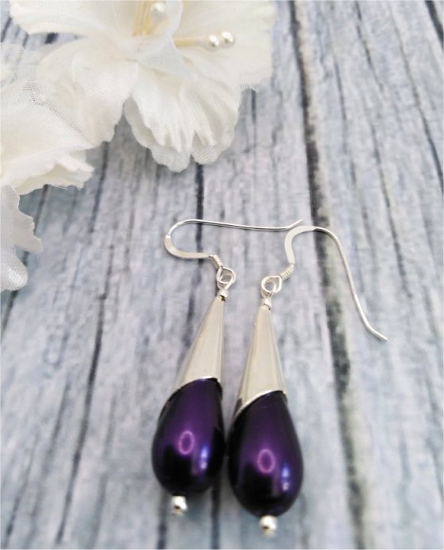 Pearl drop earrings - deep purple