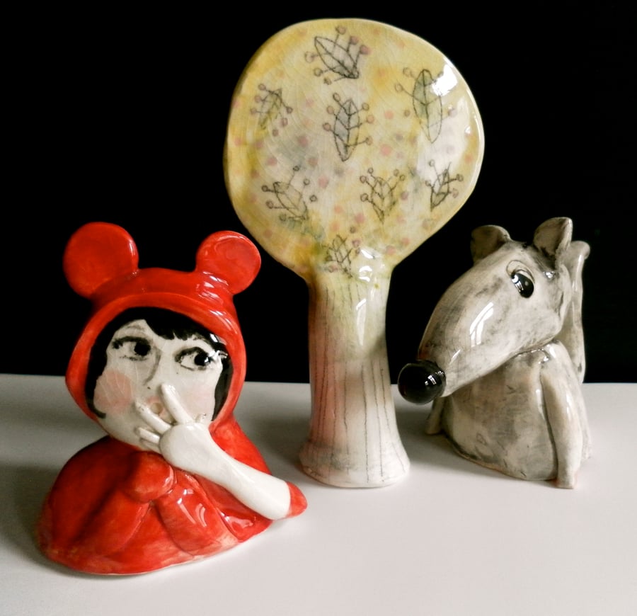 LITTLE RED RIDING HOOD TRIO