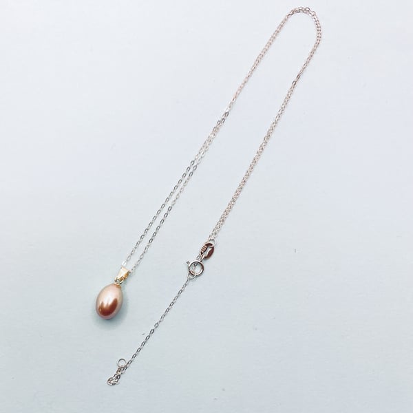 Purple Oval Freshwater Pearl Pendant Necklace in Sterling Silver 