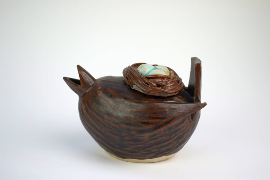 Ceramic wren teapot or pourer