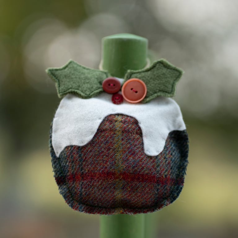 Christmas Pudding Plaid Wool Hanging Decoration