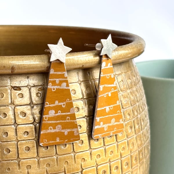 Starry Christmas tree earrings - yellow