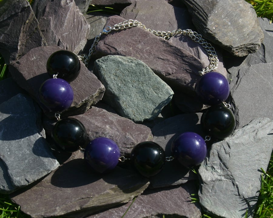 Sale item, 25% off Chunky purple and black necklace with matching bracelet