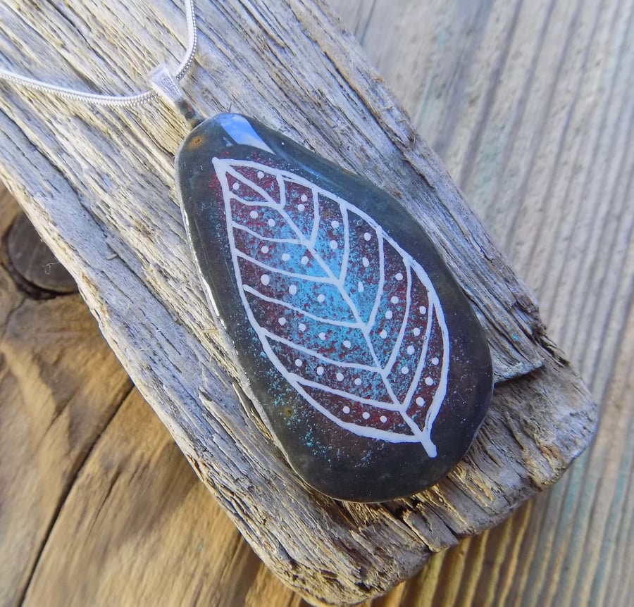 Slate leaf pendant 