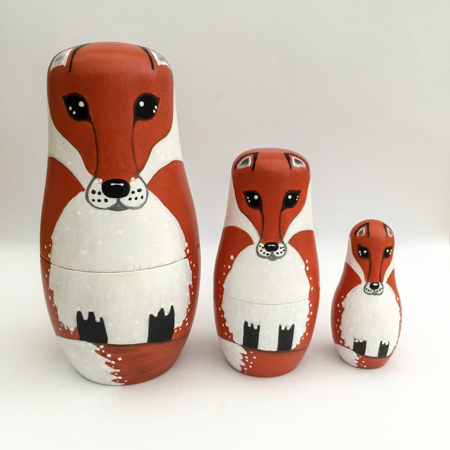 RESERVED FOR DORIS                               ( Russian dolls)