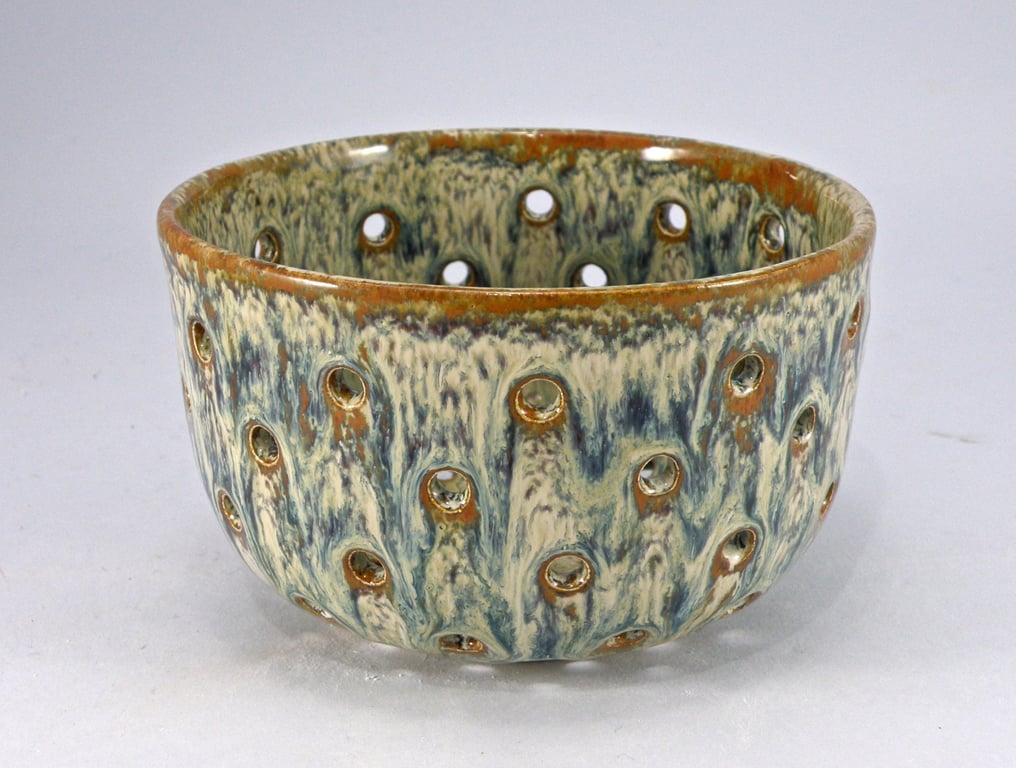 berry bowl stoneware handmade colander bowl domspottery