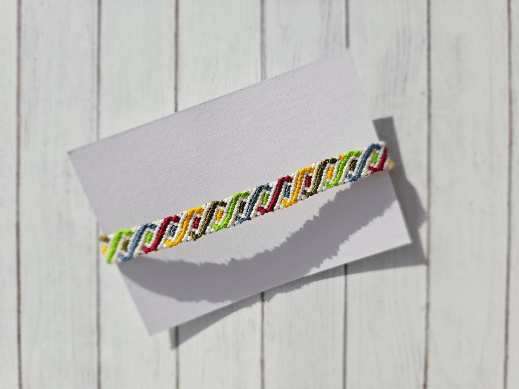 Friendship bracelet - Rainbow Helix