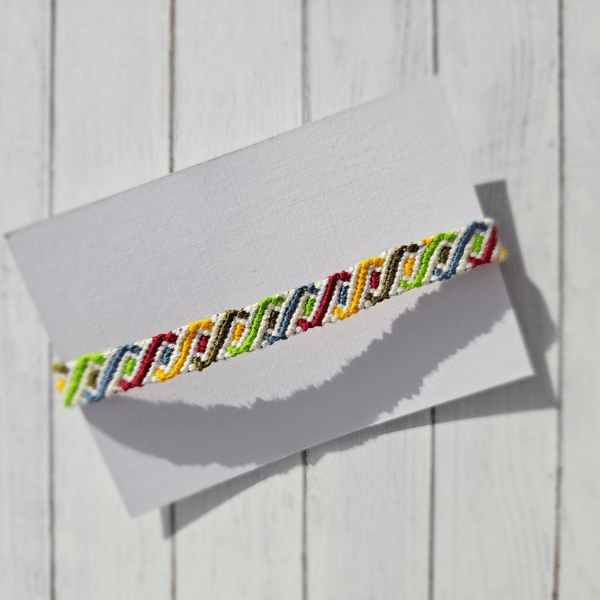 Friendship bracelet - Rainbow Helix