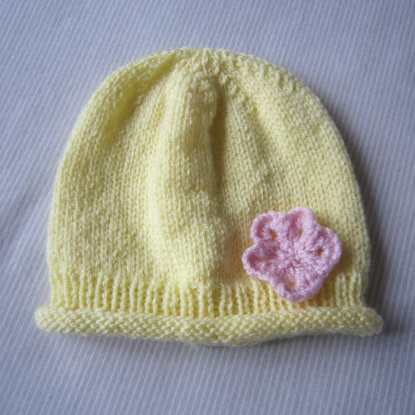 Yellow baby hat, baby girl, hand knitted, Age 3-6 months, baby gift idea