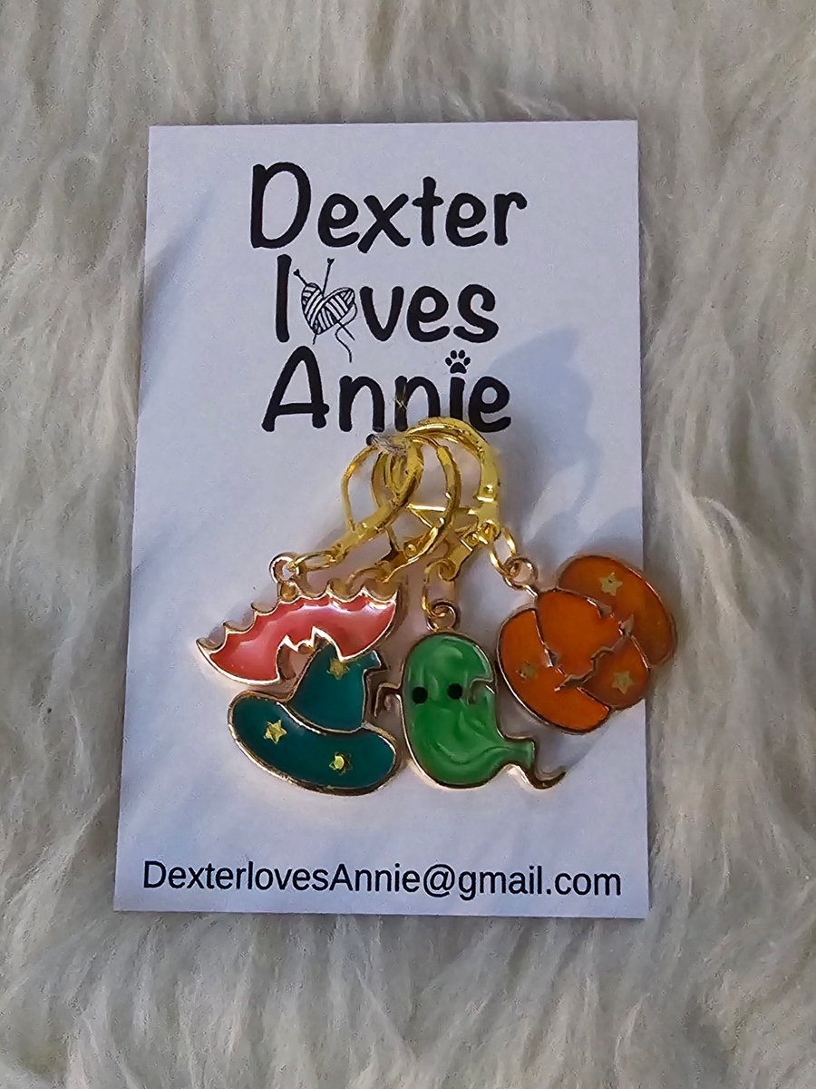 Spooky Halloween themed stitchmarkers