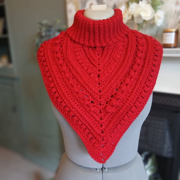 Victorian velvet cowl-dana