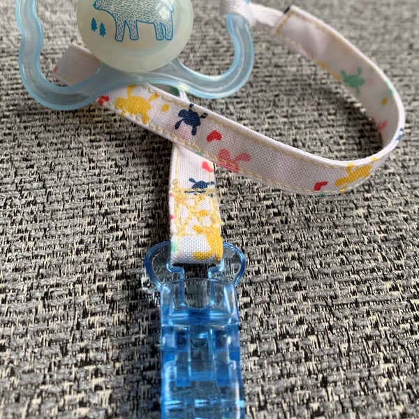 Turtles - sea creature 100% Cotton Pacifier Clip (with Blue clip)