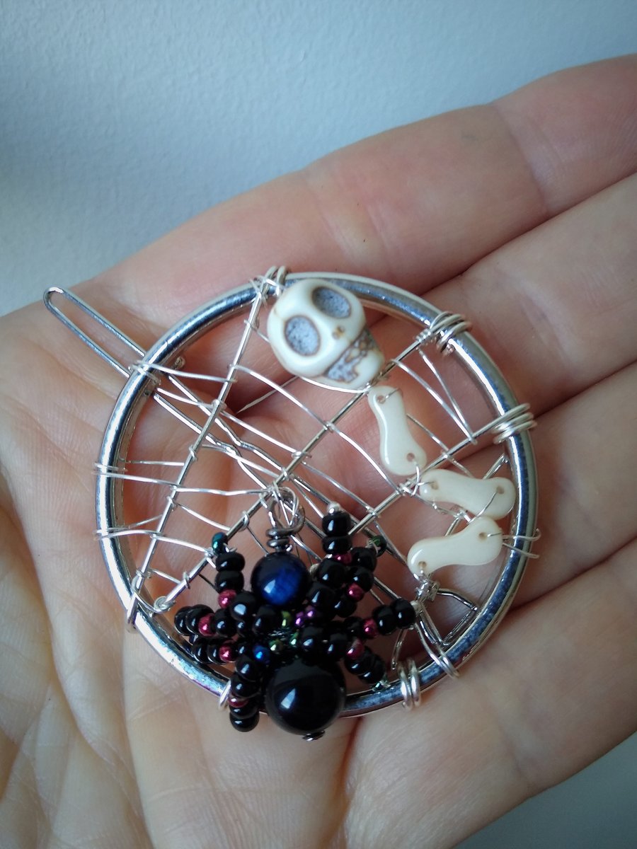 Handmade Black Gemstone Spider With White Skull And Bones On Web Hair Slide