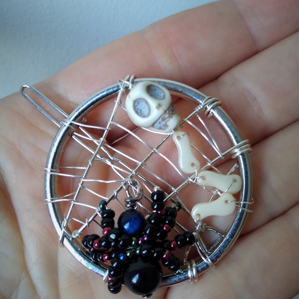 Handmade Black Gemstone Spider With White Skull And Bones On Web Hair Slide