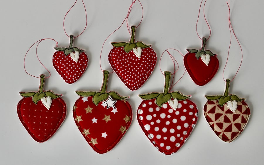 Strawberry Collection 5 - Eight Hanging Decorations