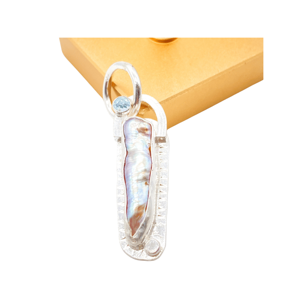 Keshi Pearl and Sky Blue Topaz Sterling Silver Pendant 