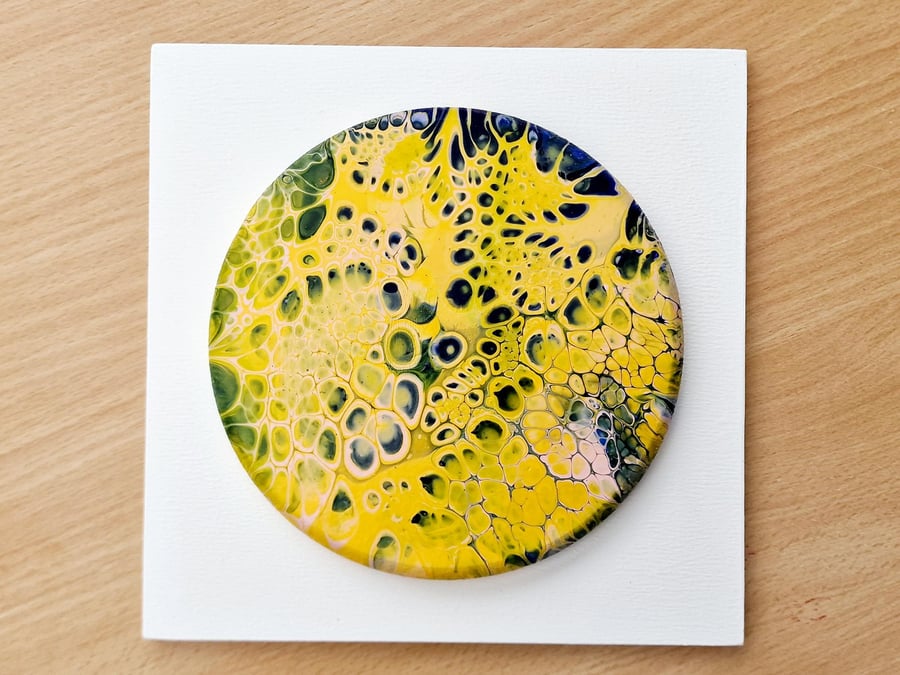 18.5cm x 18.5cm acrylic pour painting wall plaque