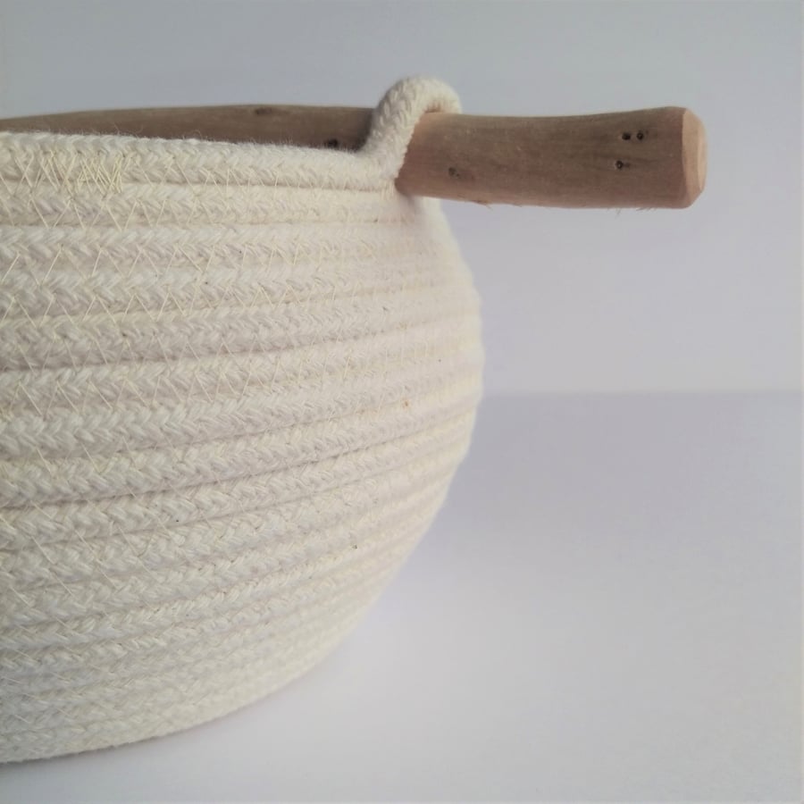 Small Newtown Bowl, handmade coiled cotton storage bowl with driftwood handle