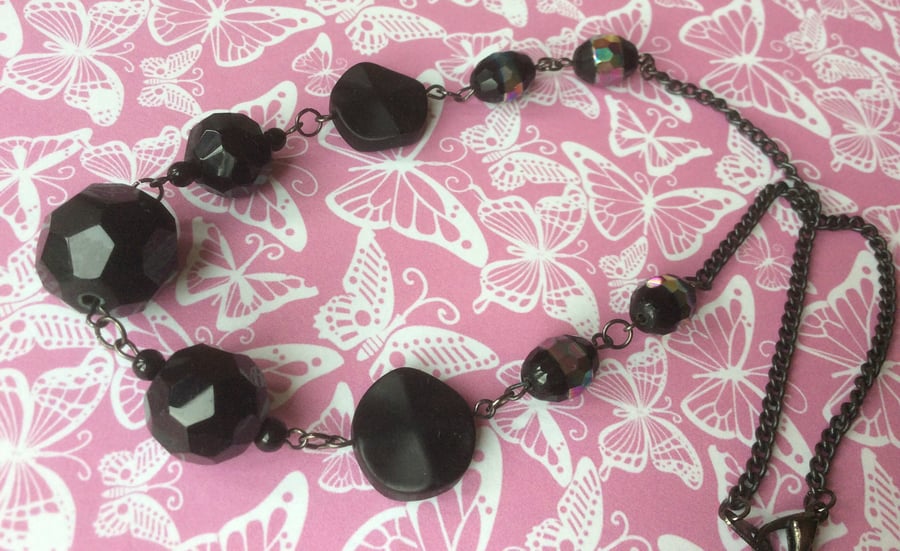 Black Chunky Bead and Chain Necklace