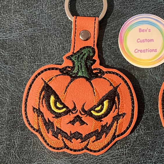 Embroidered Keyring pumpkin scart