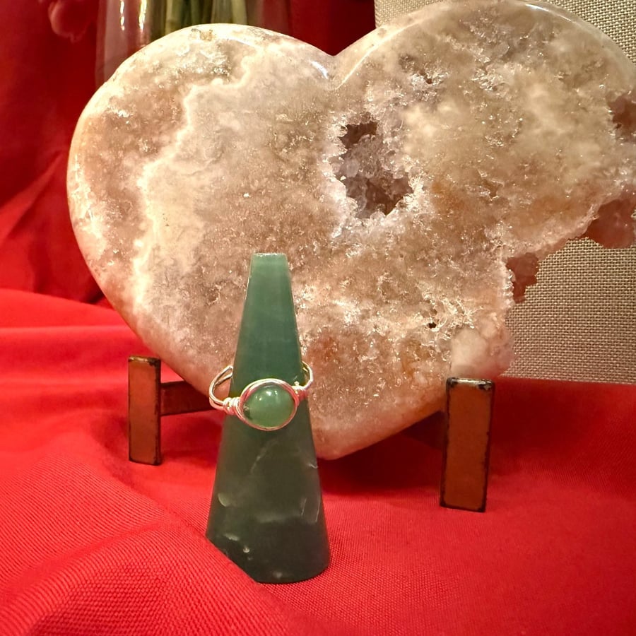 Wire-wrapped Silver-plated Green Aventurine ring