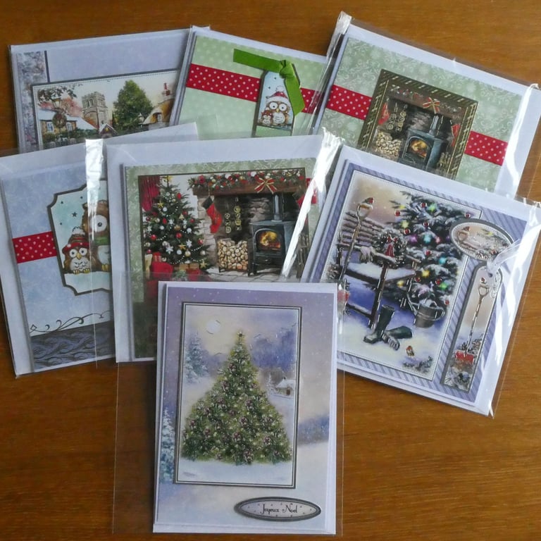 Perfectly Imperfect Pack of 7 Christmas Cards - Cozy Christmas
