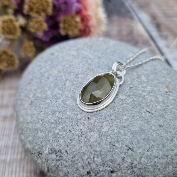 Sterling Silver Green Sapphire Pendant Necklace - JBJ7003