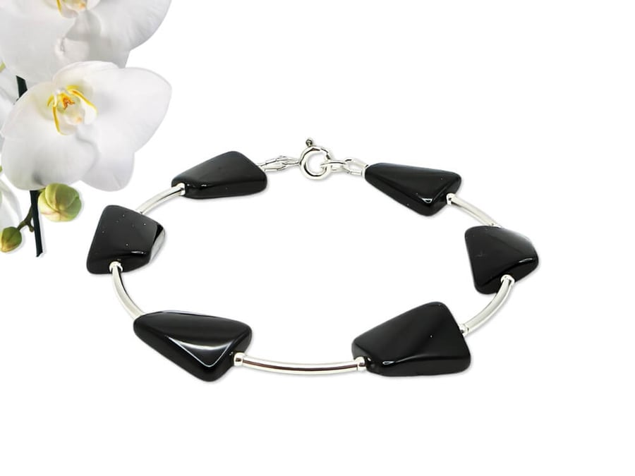 Twisted Black Onyx Oblongs Bracelet With Curved Sterling Silver Tubes