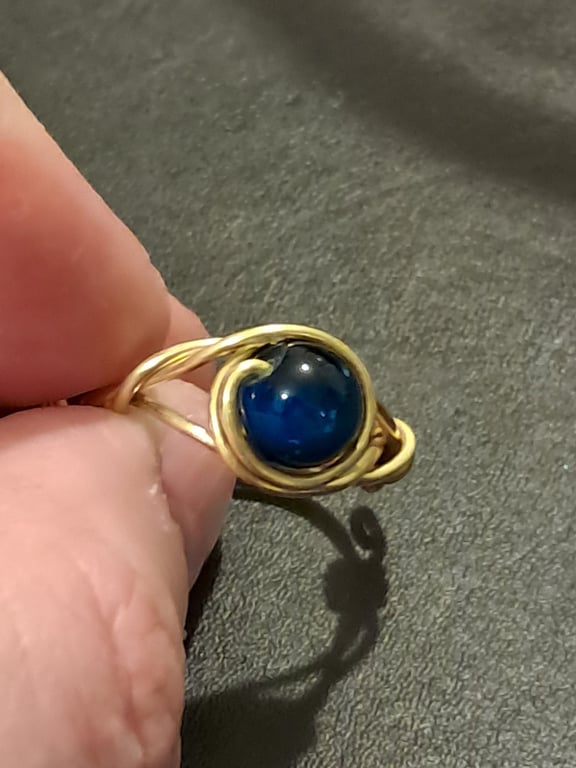Brass ring - Blue bead - Size P and a half