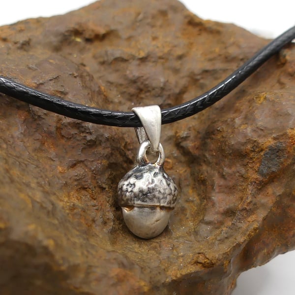 Sterling Silver Acorn Pendant Necklace, 25th Anniversary, Nature Jewellery Gift.