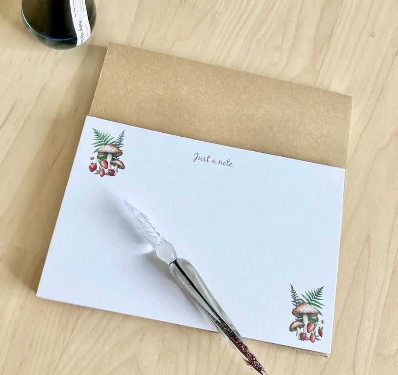 Wild Strawberry Note cards Gift Set A6 Flat Cards with Envelopes in Gift box