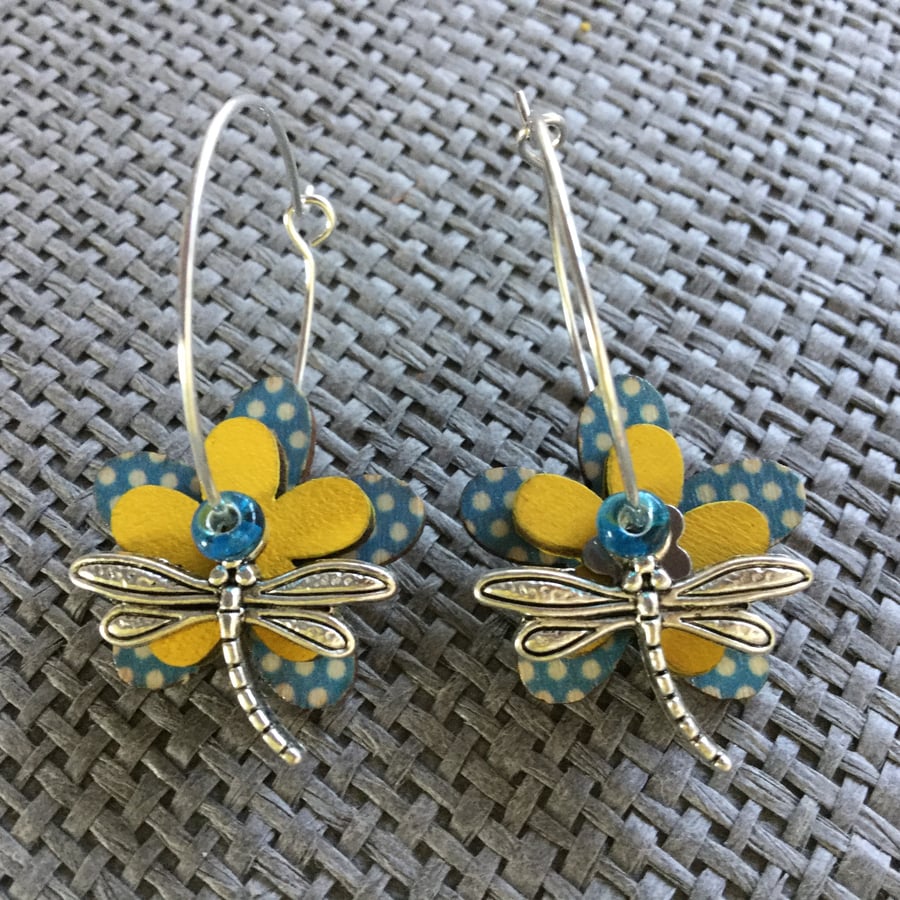 “Dragonfly Sky” flower earrings