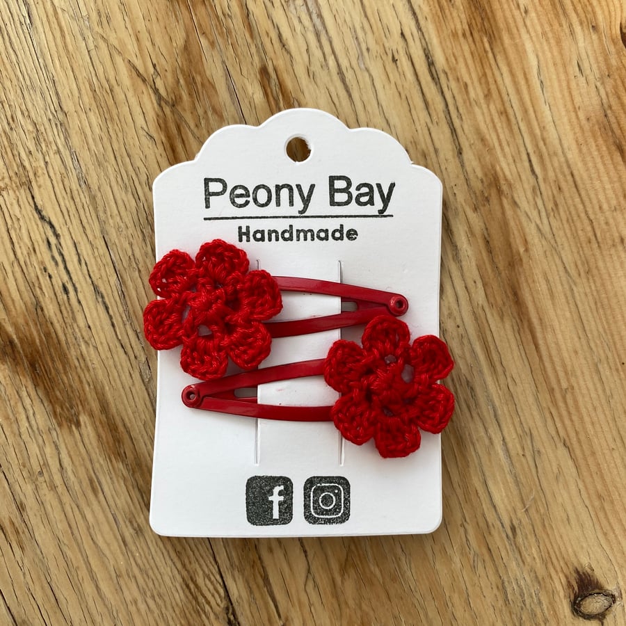 Girl’s red hair clips, pair of red flower clips 